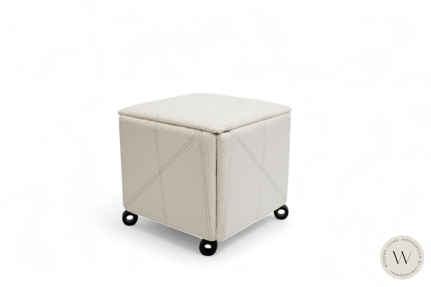Cubix Pouf / Hocker in Bouclé Butter Ozzio®Italia