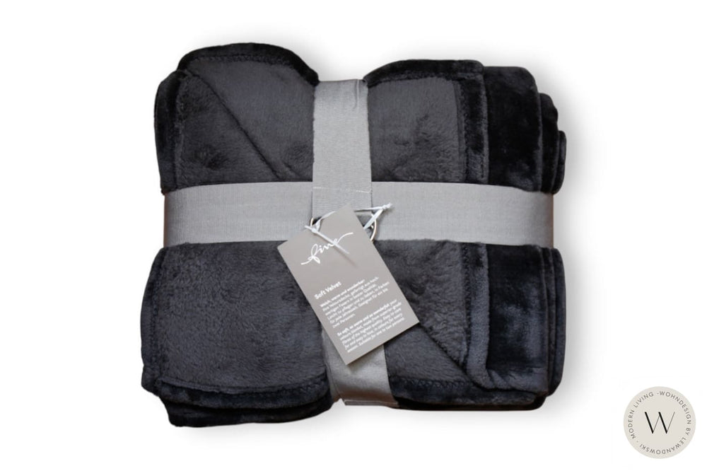 Decke Soft Velvet Farbe 171 black Fine