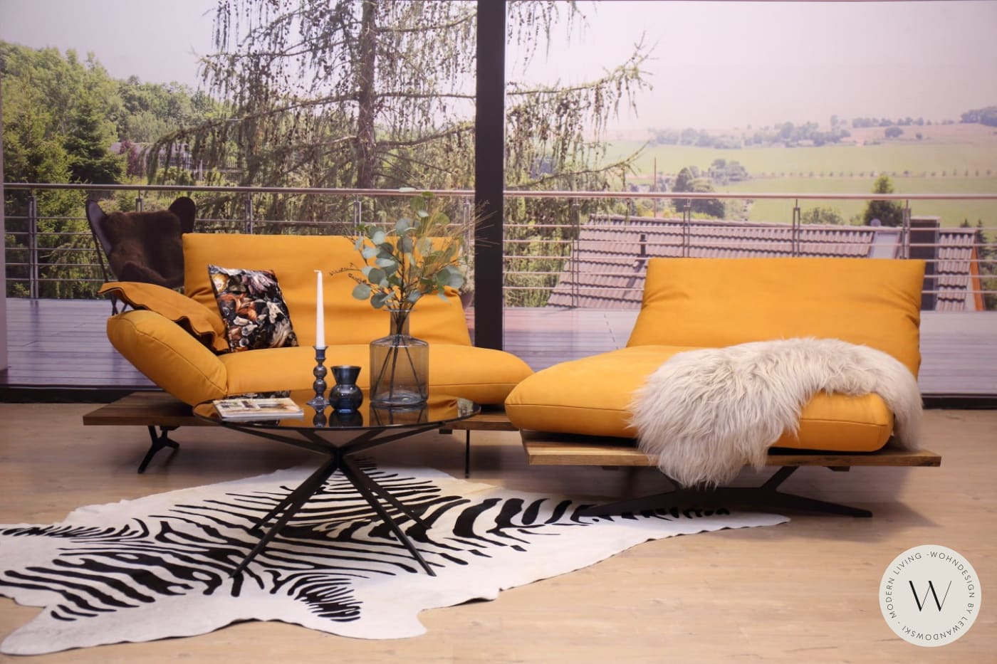 Eckgarnitur Modell Marilyn Leder A India sun mit Wildnussbaum Koinor