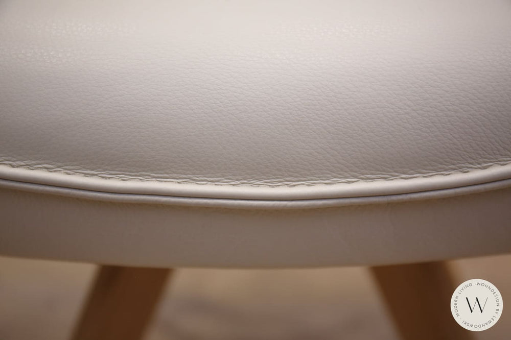 Esszimmerstühle Modell 1250 Leder B Bull perla Koinor