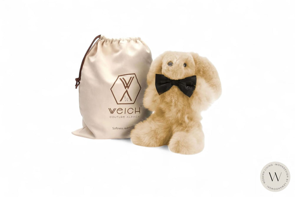 Kuscheltier Hase MILO (medium) in champagne WEICH Couture Alpaca