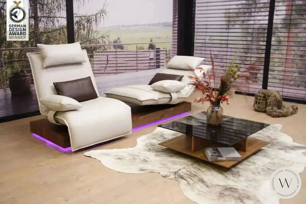 Modell Epos 3 Sofa C in Leder A Soft crystal Koinor