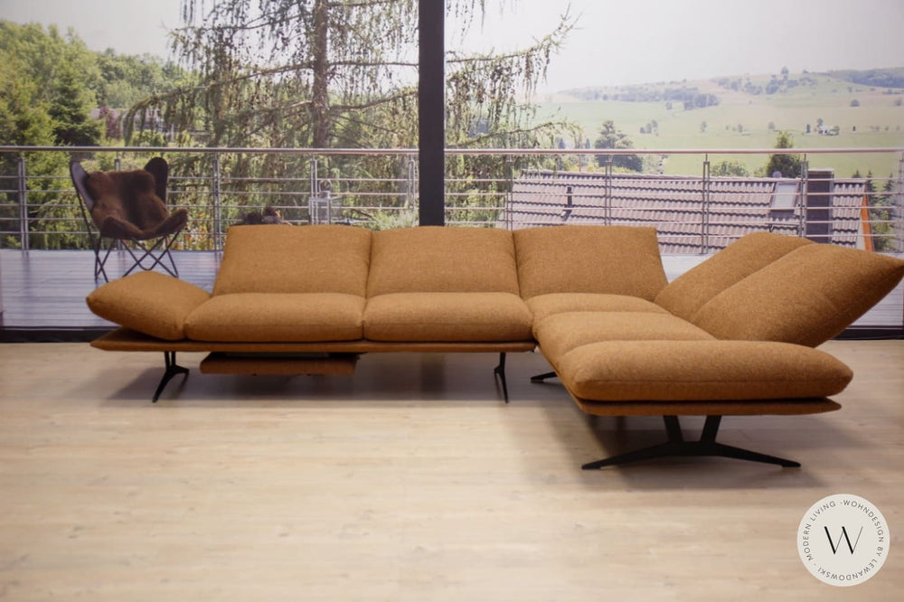 Modell Francis Eckgarnitur in Stoff Luando Koinor