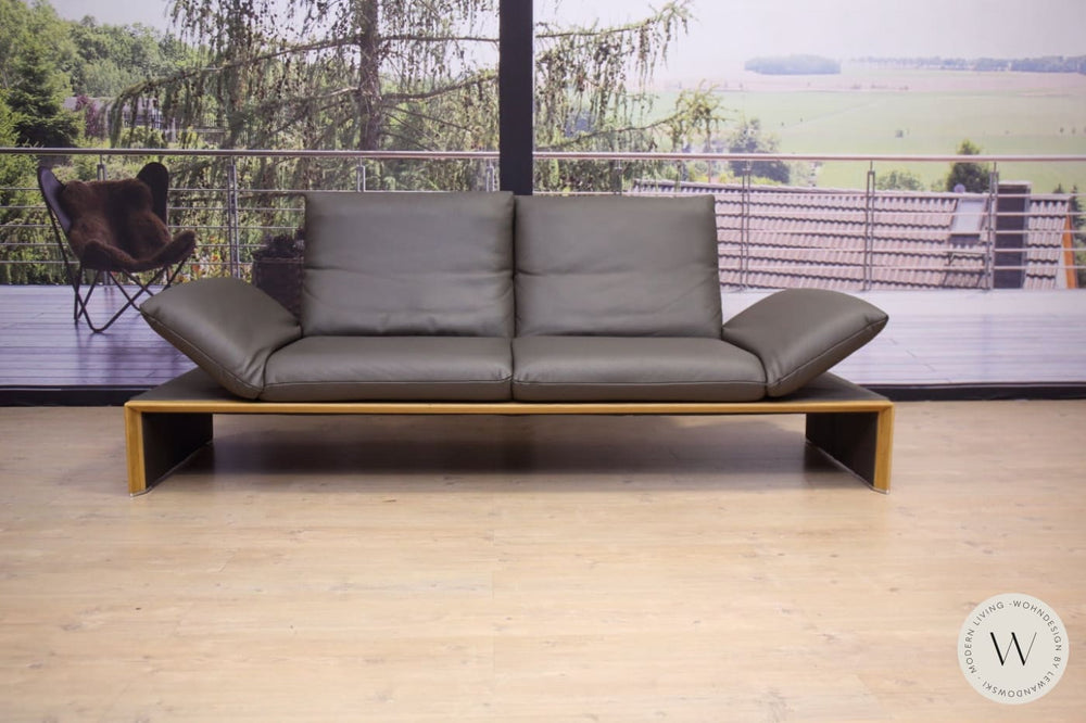 Modell Harriet Garnitur in Leder B Bull carbone Koinor