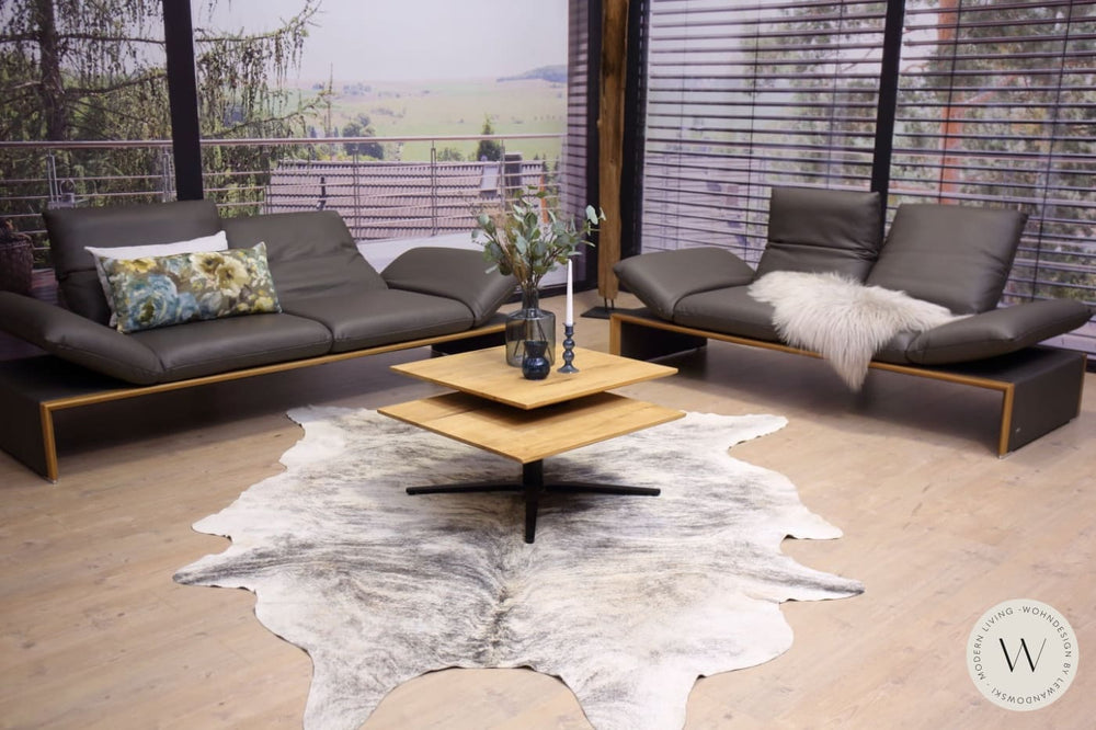 Modell Harriet Garnitur in Leder B Bull carbone Koinor