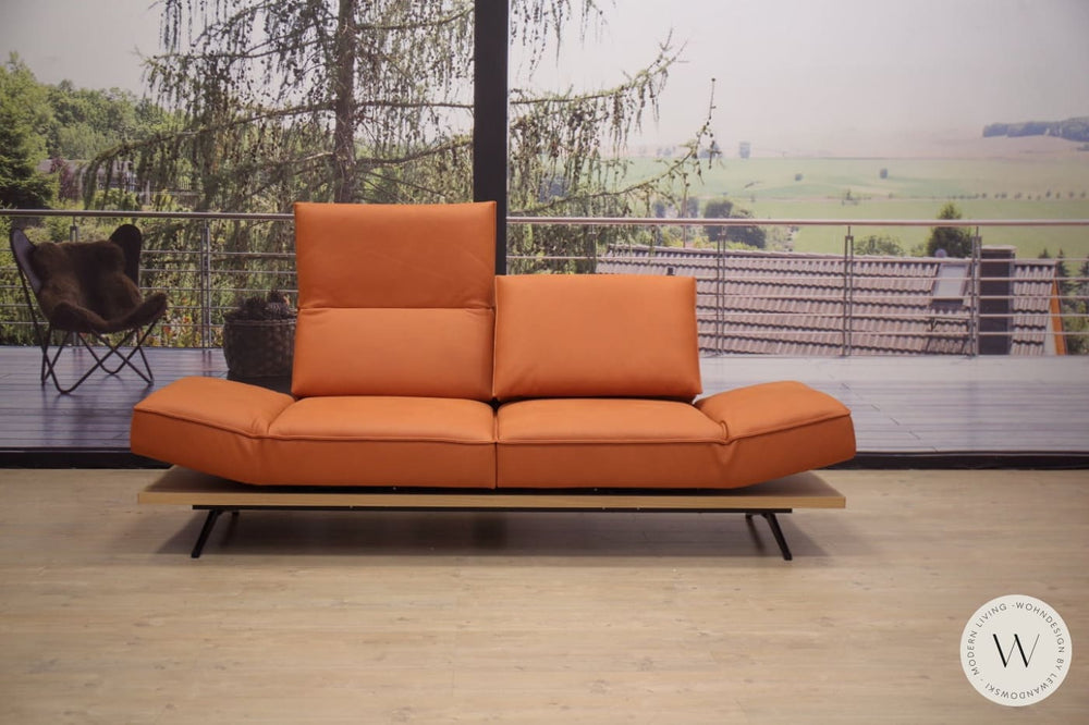 Modell Phönix Sofa in Leder A India fire Koinor