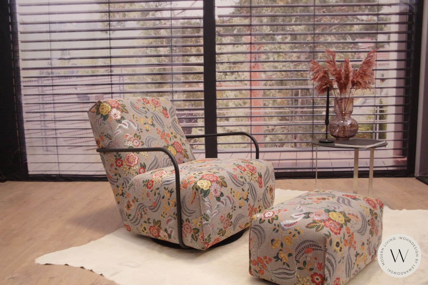 Relaxsessel Modell Twister inkl. Hocker in Stoff Bullfrog