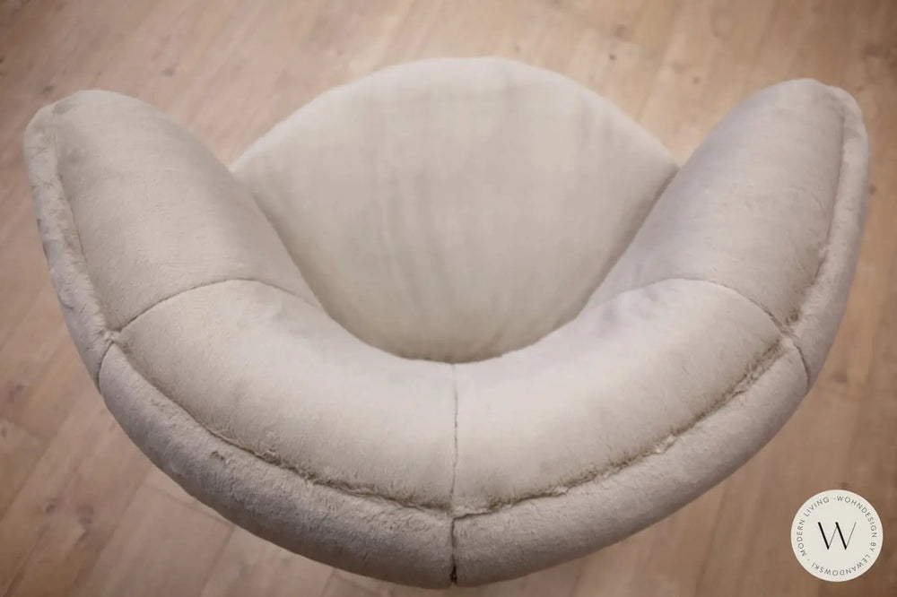 1x Dreh- & Schaukelsessel Modell Donna inkl. Hocker in Stoff Fuzzy Bullfrog