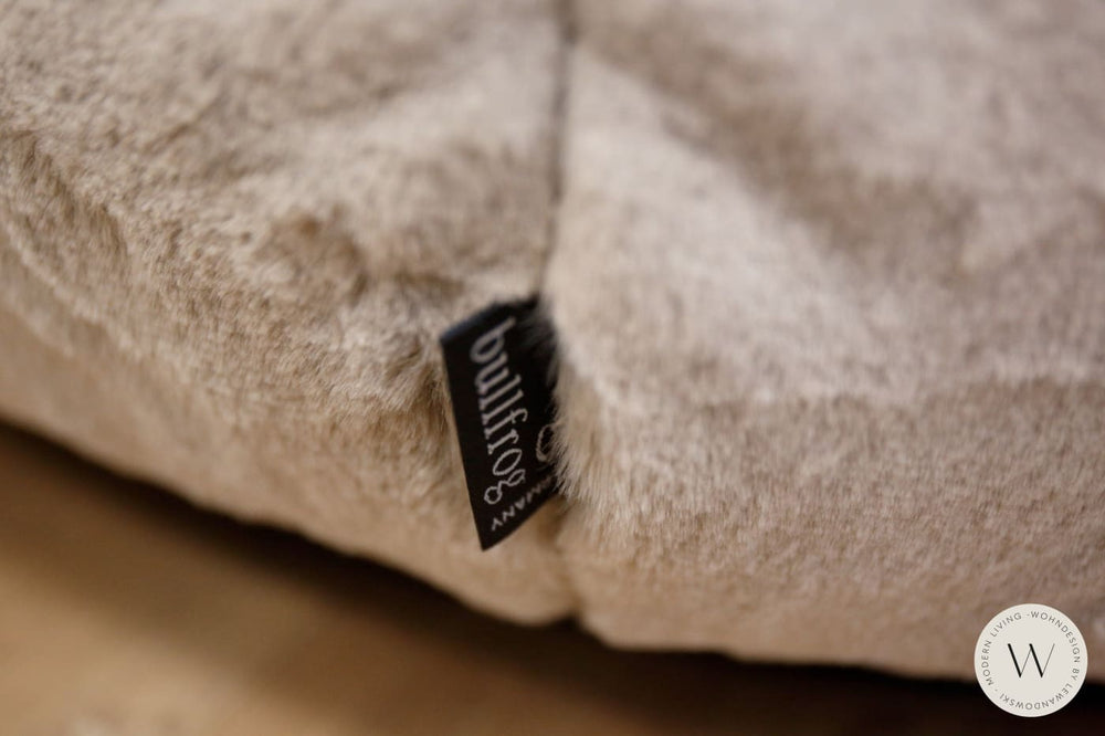 1x Dreh- & Schaukelsessel Modell Donna inkl. Hocker in Stoff Fuzzy Bullfrog