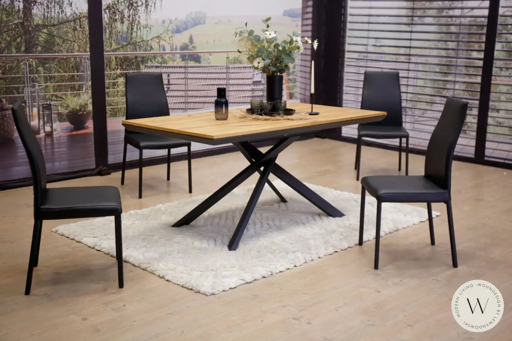 4 Stühle Modell Blitz Plus in Leder nero Ozzio®Italia