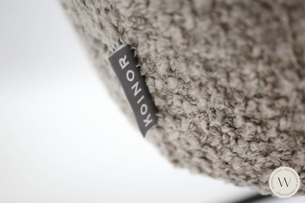 4 Esszimmerstühle Modell 1250 S7MX in einer Stoffkombination Koinor