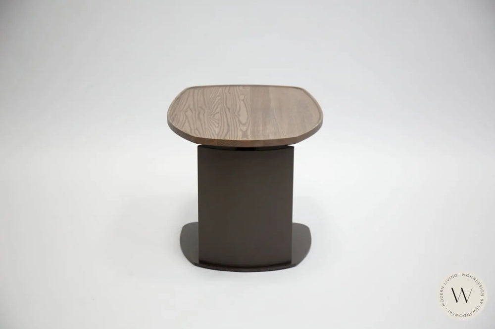 Beistelltisch Modell ZOOM in Bronze MT97 und Platte in PW96 Ozzio®Italia