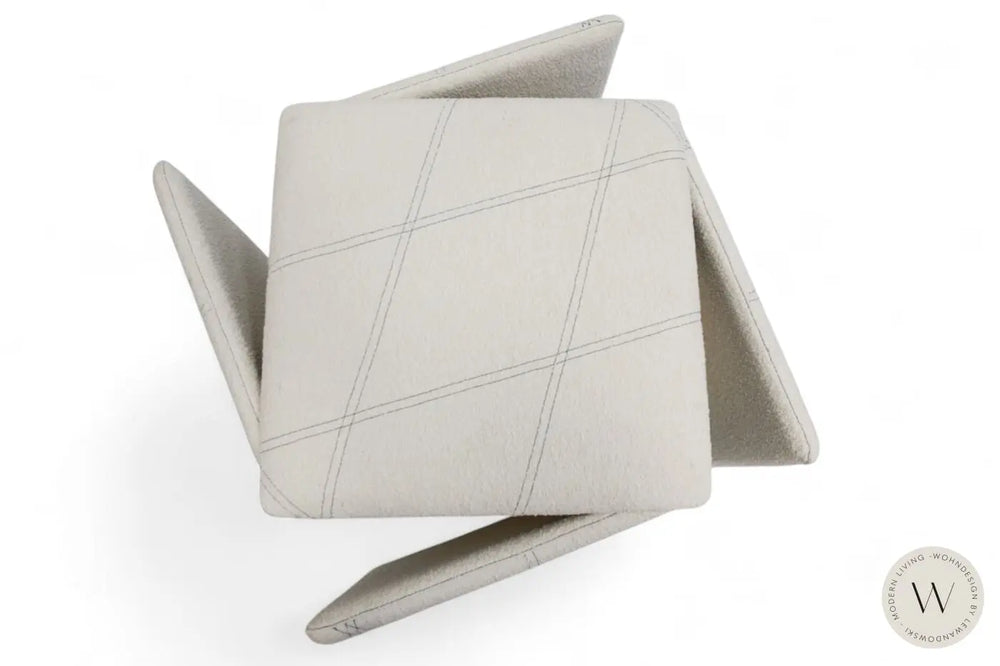 Cubix Pouf / Hocker in Bouclé Butter Ozzio®Italia