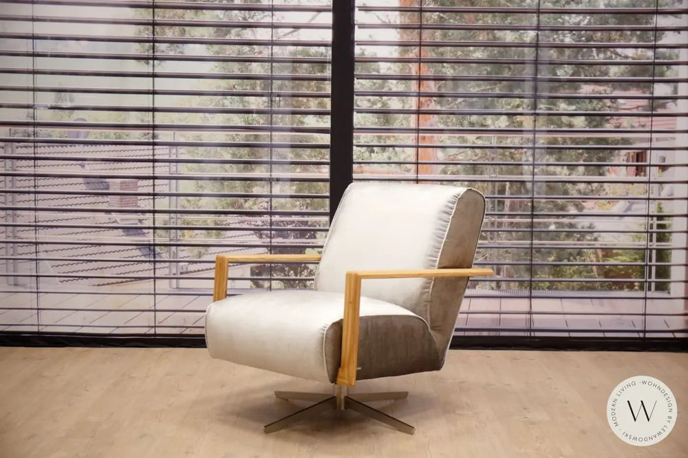 Drehsessel Modell Icarus 2 in Stoff Universe Koinor