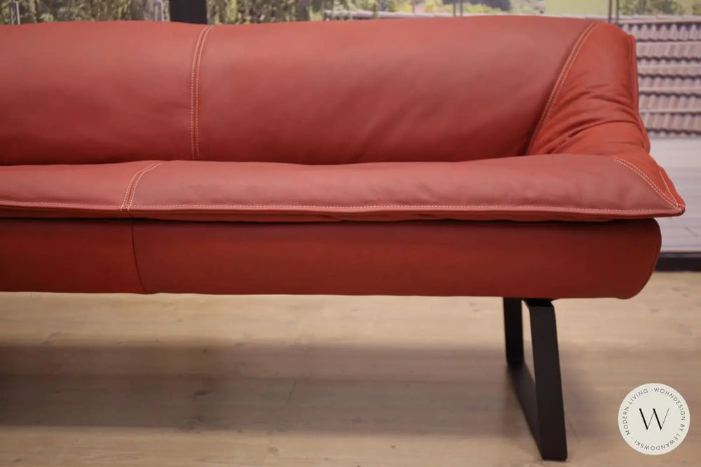 Eckbank Modell Alino in Leder A India chilli Koinor