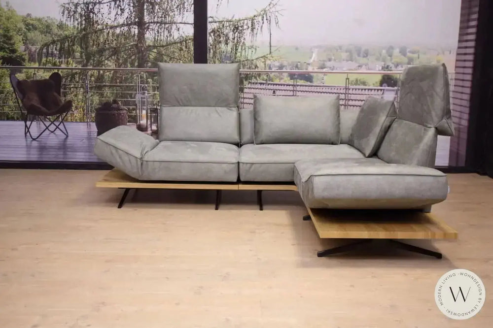 Eckgarnitur Modell Phönix in Mikrofaser Bison 96 Koinor