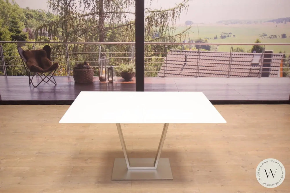 Esstisch Modell P 4400/E ausziehbar in Optiwhite 140 cm Ronald Schmitt