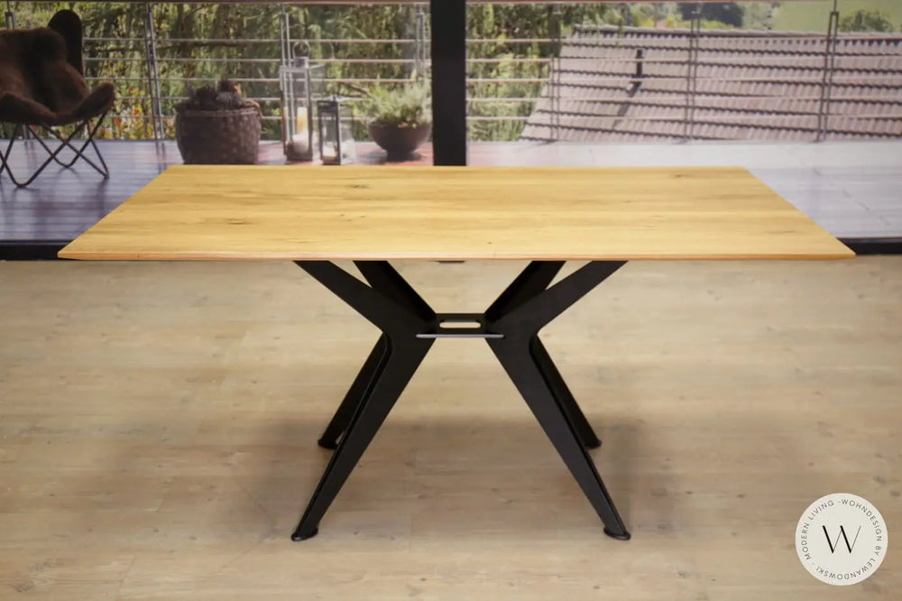 Esstisch Modell T1011 in Wildeiche natur Koinor