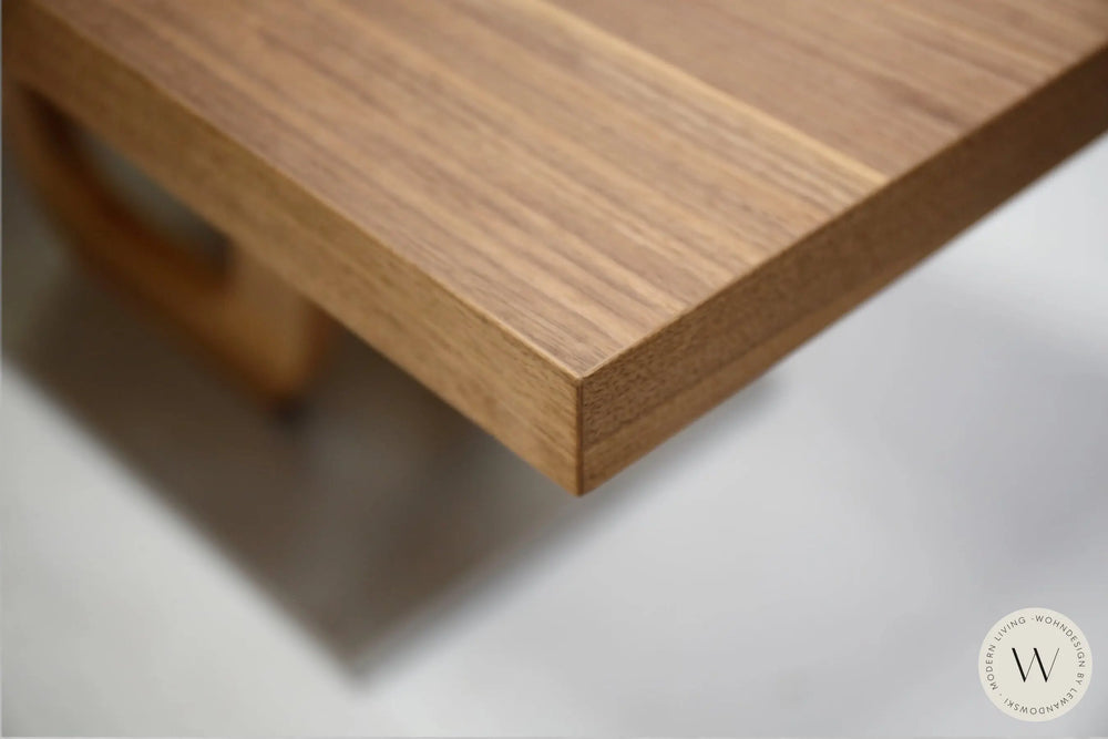 Esstisch in Nussbaum (furniert) K+W Silaxx