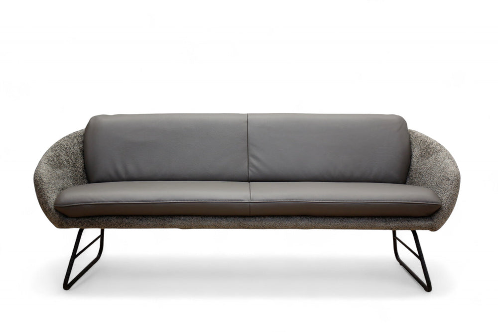 Modell Boneo inkl. 3 Stühle in Leder B Bull carbone Koinor