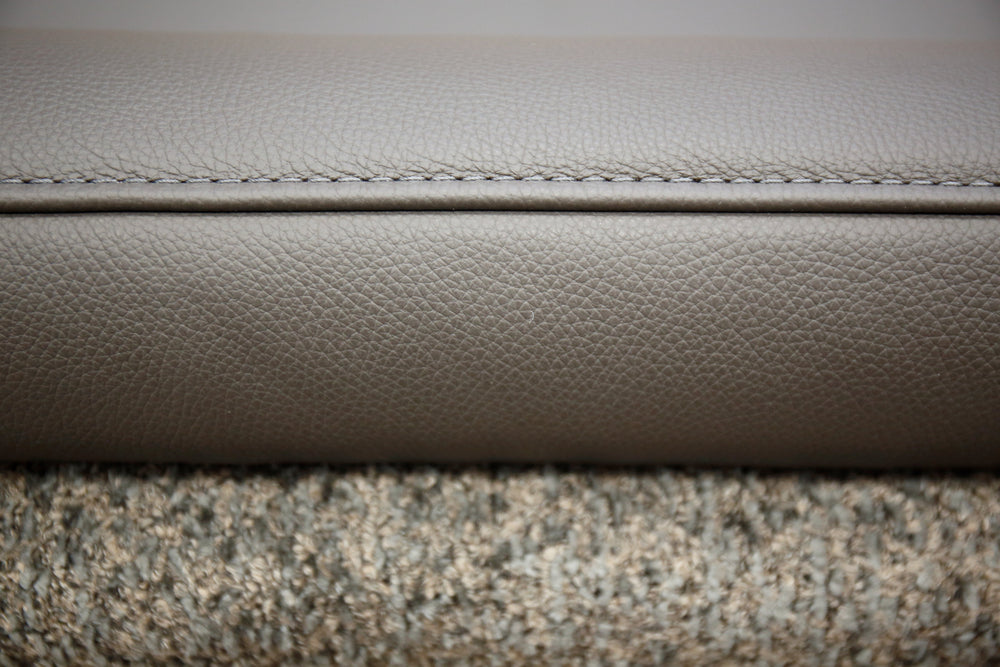 Modell Boneo inkl. 3 Stühle in Leder B Bull carbone Koinor