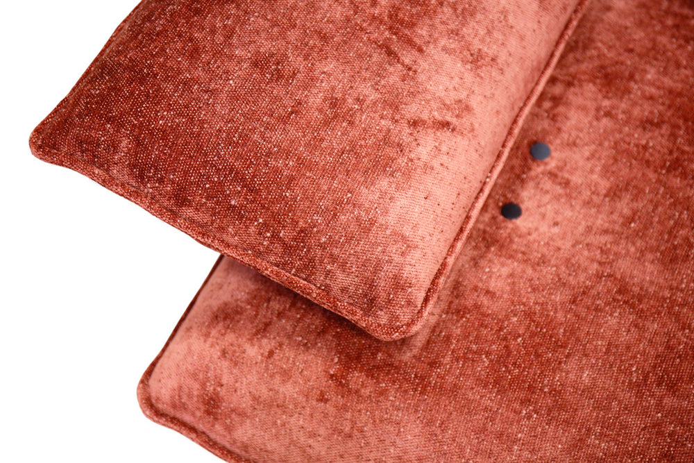 Modell Caio inkl. motor. Fußstütze in Stoff Glow