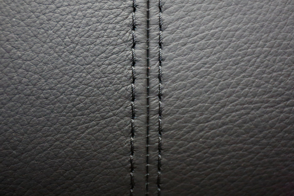 Esstischgruppe Wave Bank + 4 Stühle in Leder Bronco