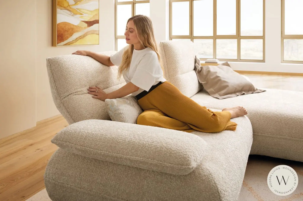 Modell Amy inkl. Sitztiefenverstellung in Stoff Venga (Ecke rechts) Koinor