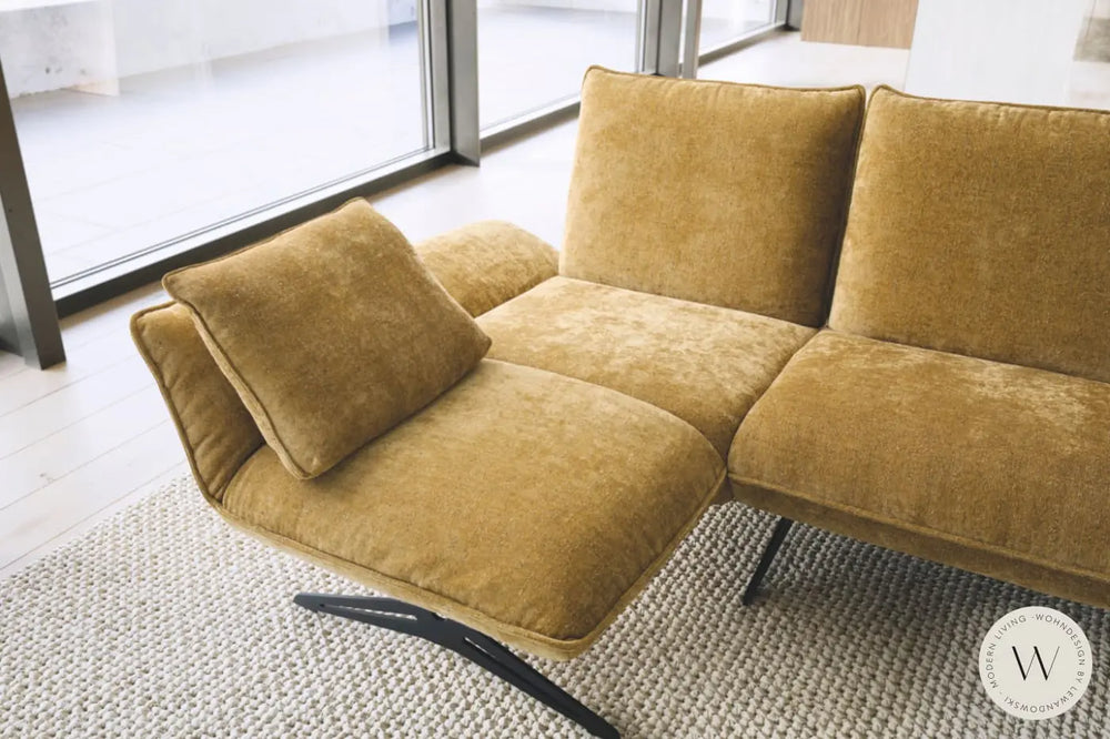 Modell Buddy in Stoff Glow (Liege links) Koinor