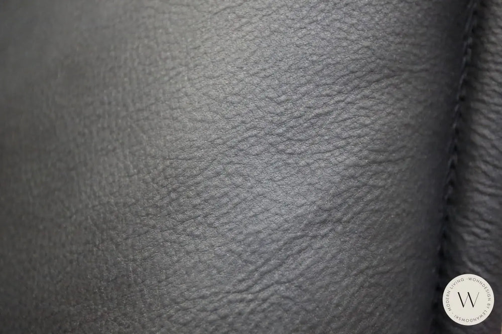 Modell Edit 2 in Leder D Velvet gunmetal Koinor