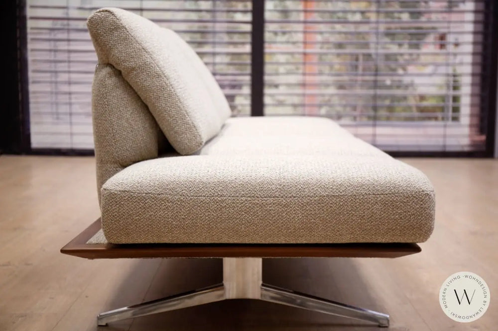 Modell Finero mit Schwenksitzen in Stoff Sherpa Koinor