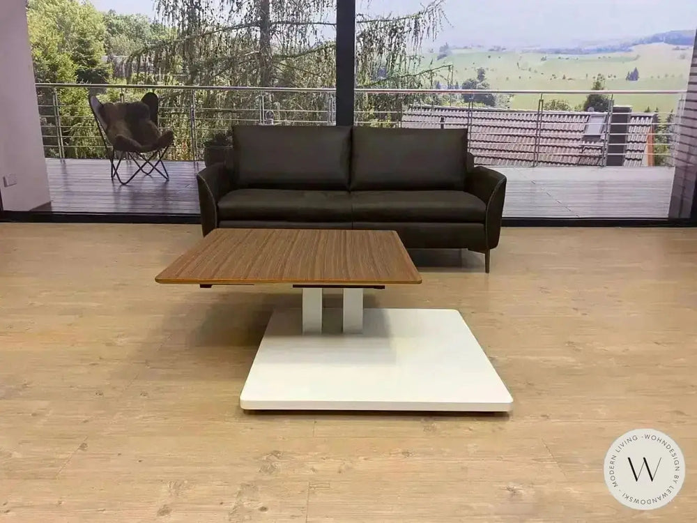 Modell H 833 Nussbaum Ronald Schmitt