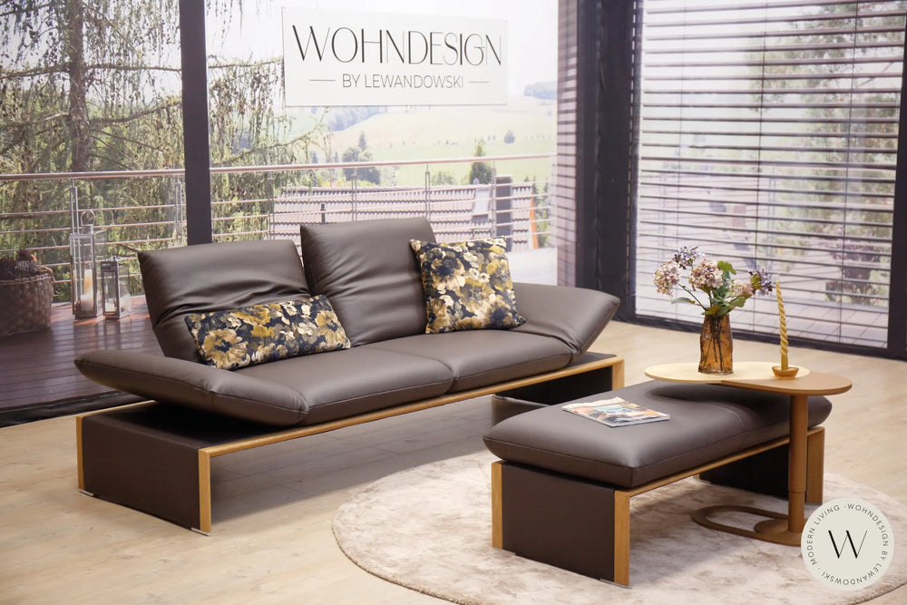 Modell Harriet mit Massivholzrahmen in Leder B Bull moretto Koinor