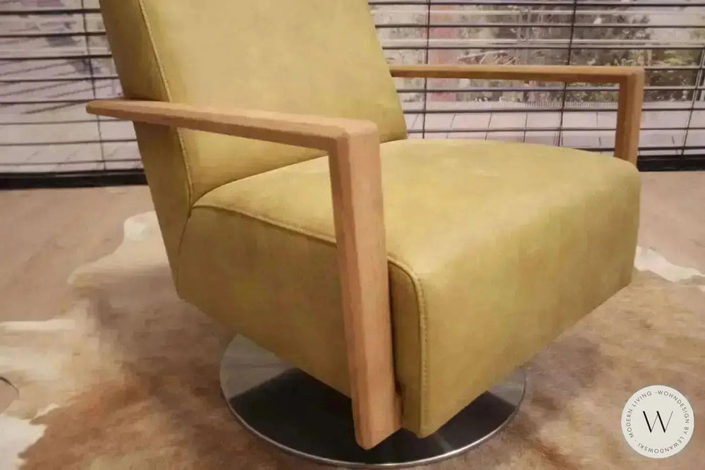 Modell Icarus Sessel in Leder A India pistazie Koinor