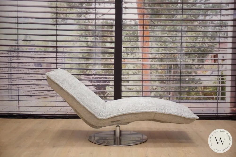 Modell Joplin Relaxliege in Stoff inkl. Nackenkissen Koinor