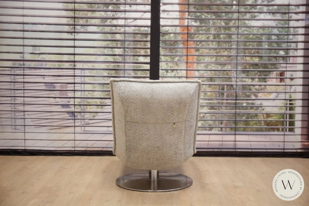 Modell Joplin Relaxliege in Stoff inkl. Nackenkissen Koinor