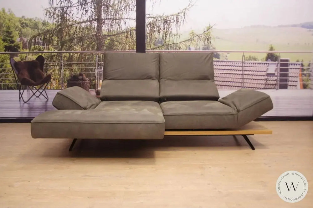 Modell Phönix Sofa in Leder A India spider Koinor