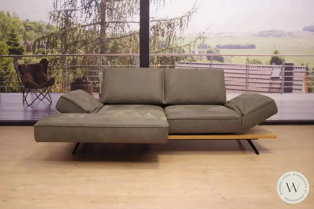 Modell Phönix Sofa in Leder A India spider Koinor
