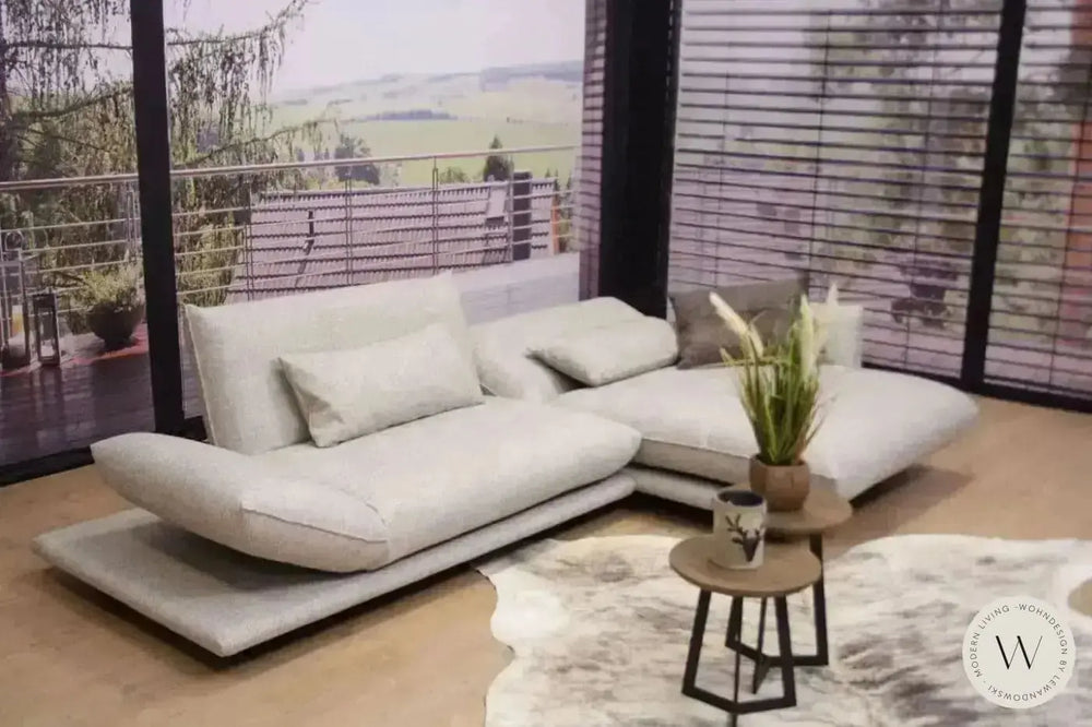 Modell Zaza in Stoff inkl. motorischer Verstellung Bullfrog