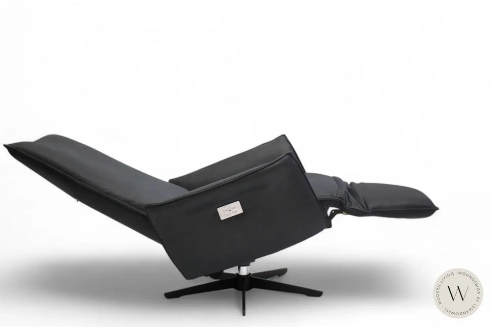 Relaxsessel Star mit motorischer Verstellung in Leder A india omega Koinor