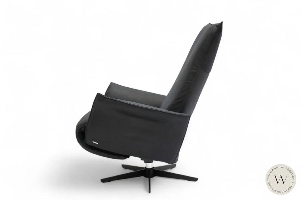 Relaxsessel Star mit motorischer Verstellung in Leder A india omega Koinor