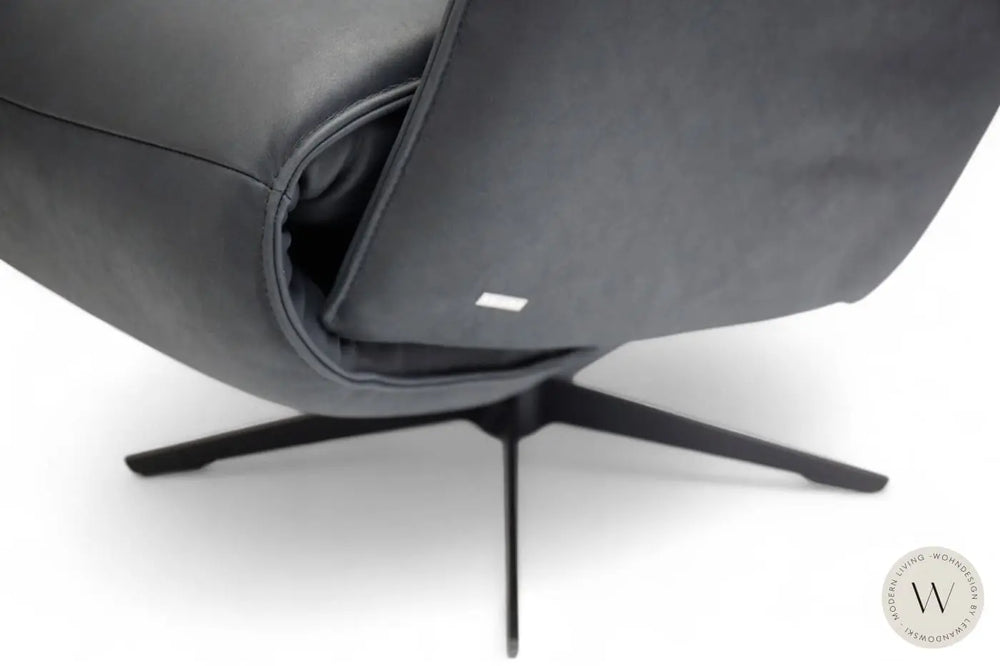 Relaxsessel Star mit motorischer Verstellung in Leder A india omega Koinor