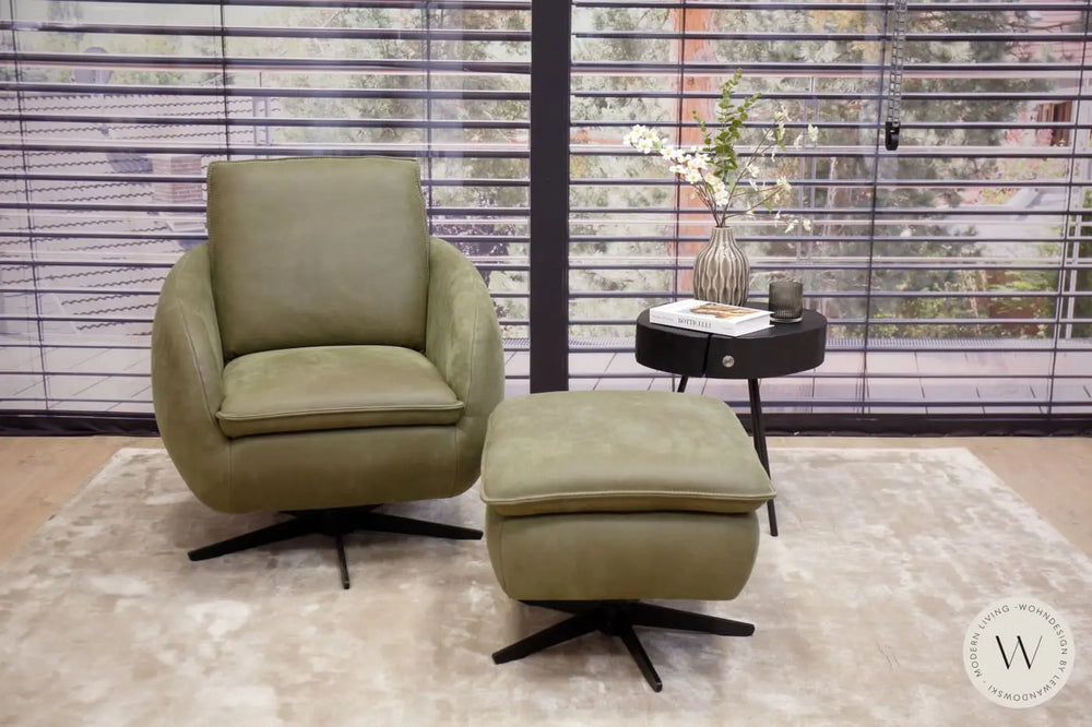 Sessel Modell Isco inkl. Hocker in Leder A India verde Koinor