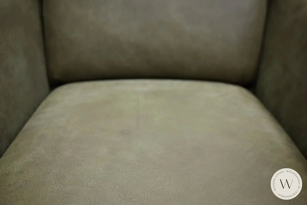 Sessel Modell Isco inkl. Hocker in Leder A India verde Koinor