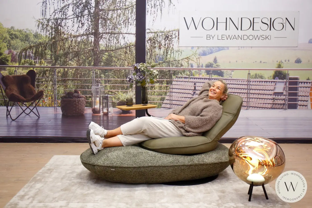 Sesselliege Modell Space inkl. Funktionstisch in Leder A India Koinor