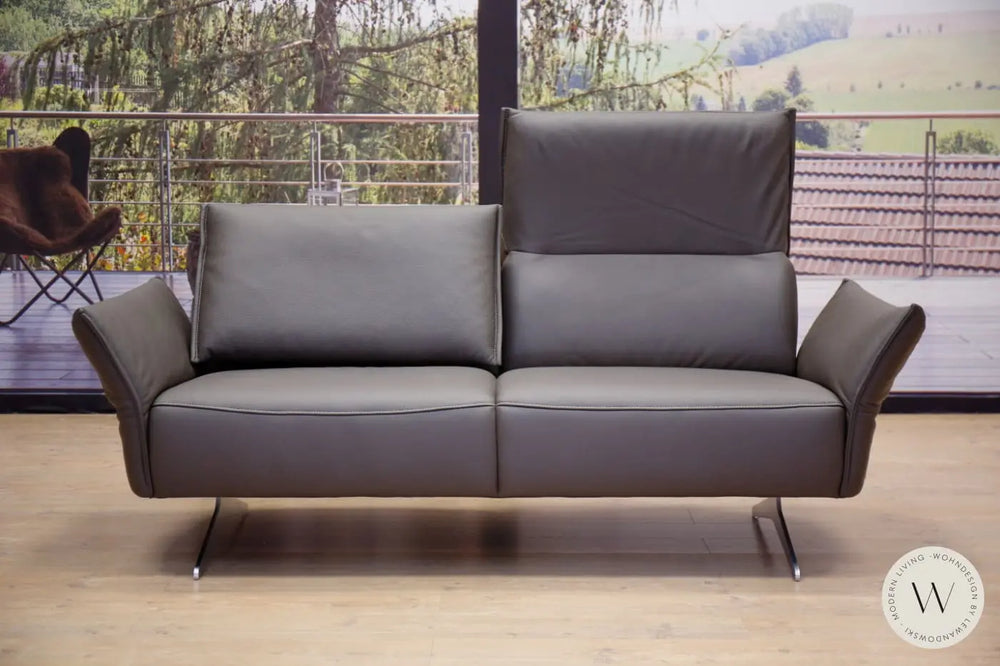 Sofagarnitur Modell Vineto in Leder B Bull carbone Koinor