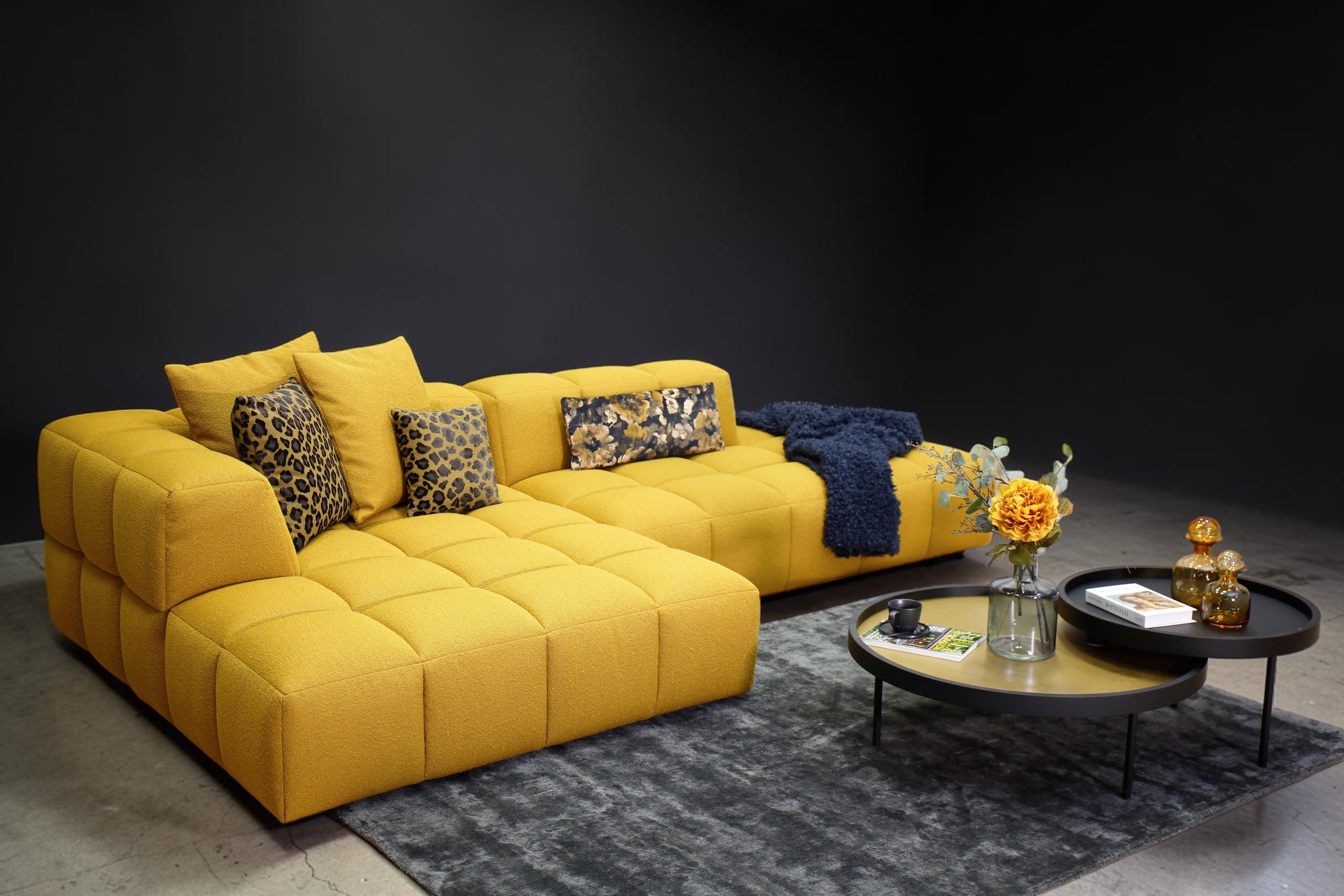 Loungesofa BUBBLE in Stoff Manhattan safran
