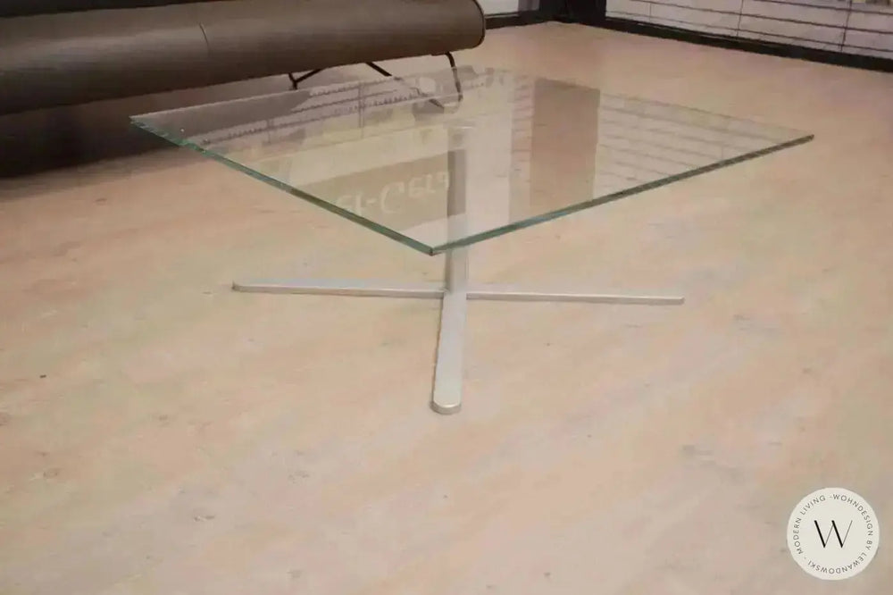 Tisch Modell Luke Ronald Schmitt