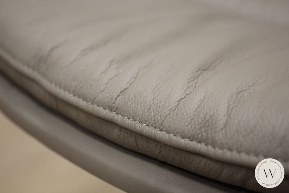 Barhocker Modell Noa in Leder Pelle 90 fango (höhenverstellbar) Ozzio®Italia