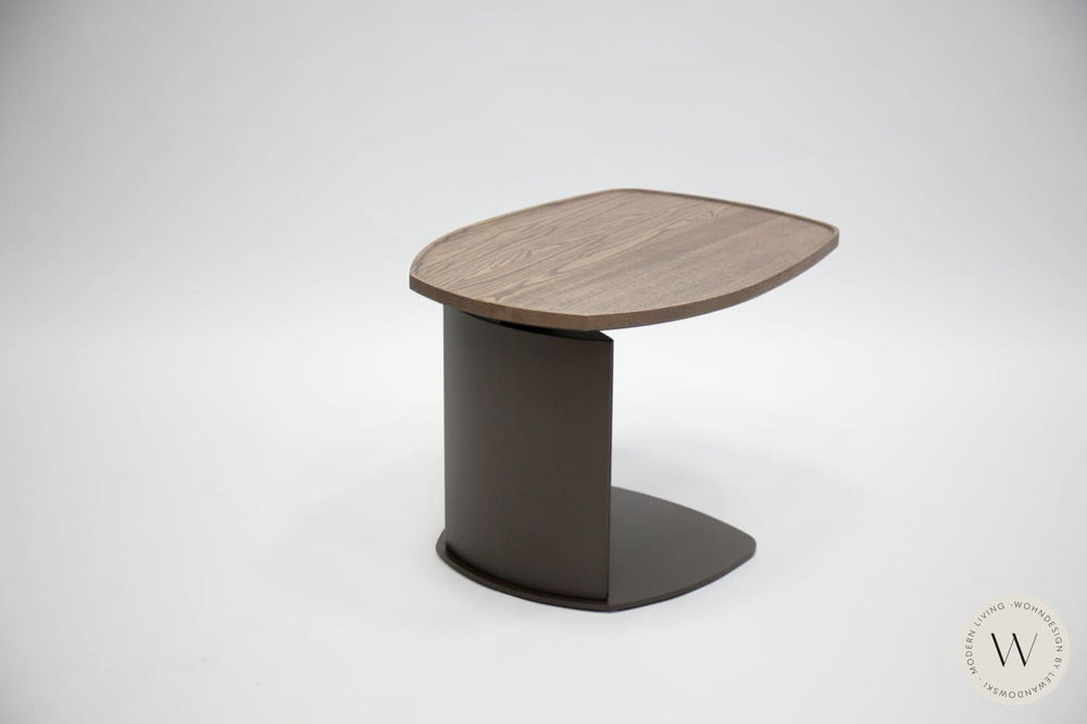Beistelltisch Modell ZOOM in Bronze MT97 und Platte in PW96 Ozzio®Italia